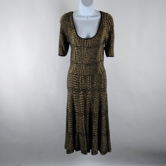 Luxe by Carmen Marc Valvo knit dress - Picture 7 of 9